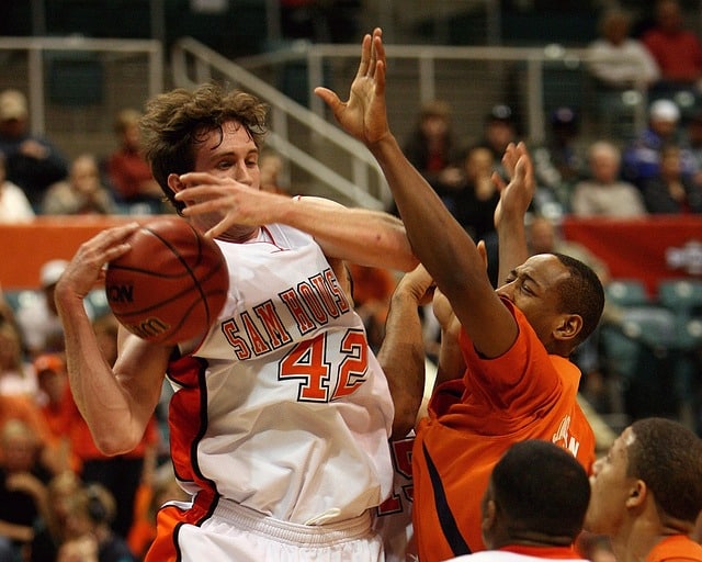 Master Basketball Game Strategy to Outsmart Your Opponents