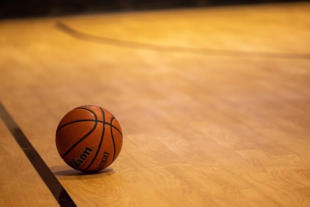 Basketball Nutrition: Fuel Your Body for Peak Performance on the Court 2 basketball 7556264 640